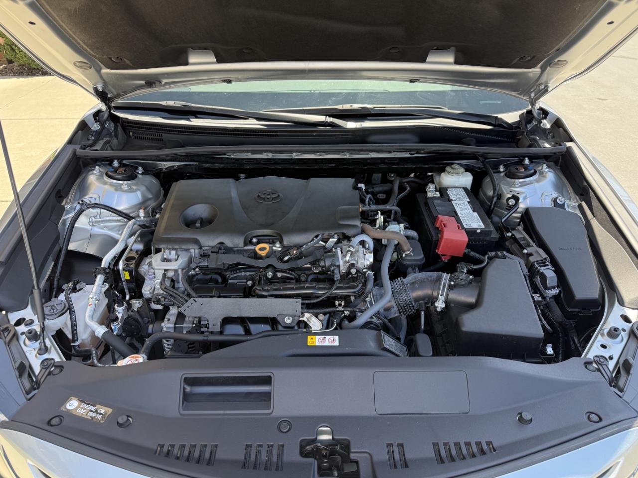 Toyota Camry SE Auto (Natl) 2024
