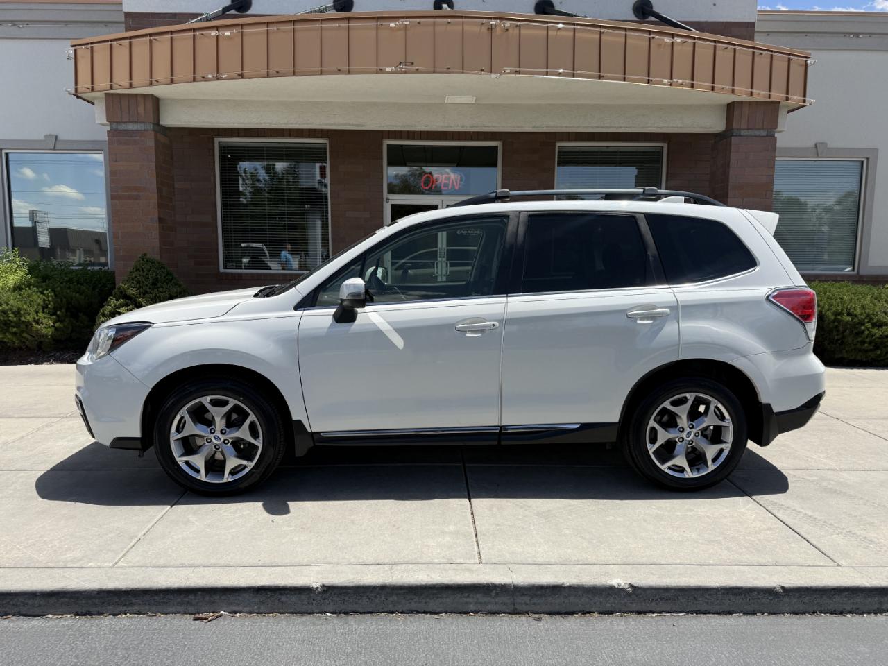 Subaru Forester 2.5i Touring CVT 2017