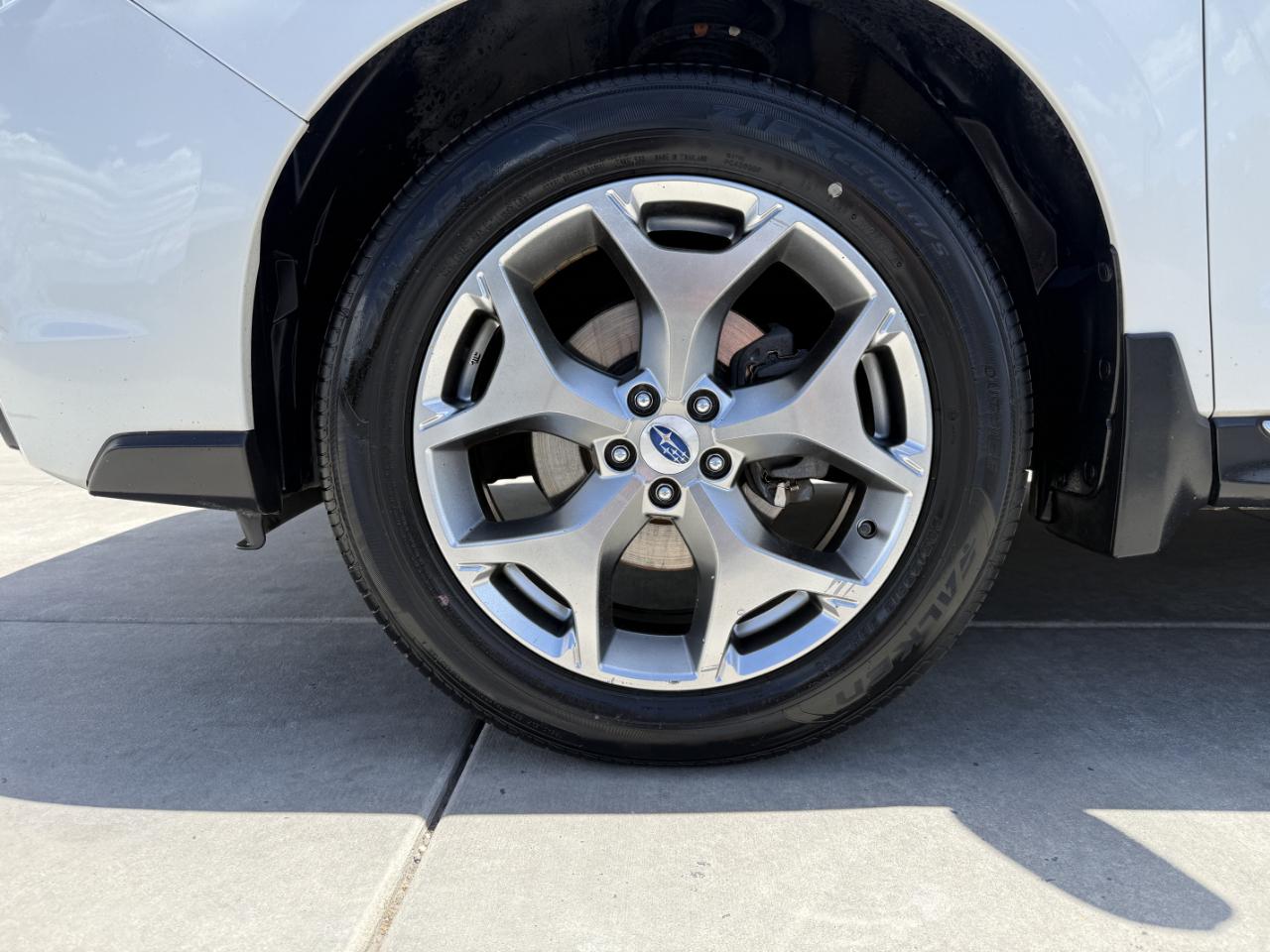Subaru Forester 2.5i Touring CVT 2017