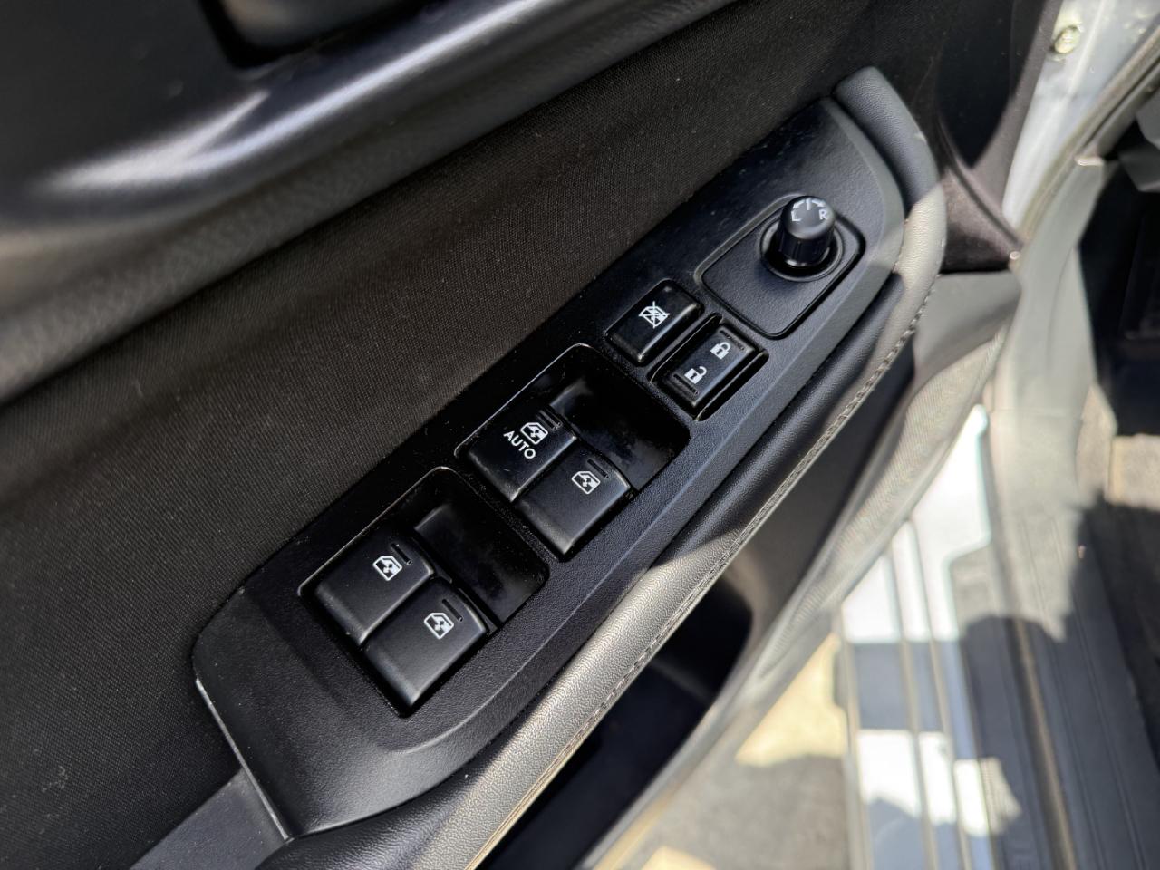 Subaru Legacy 4dr Sdn 2.5i 2015