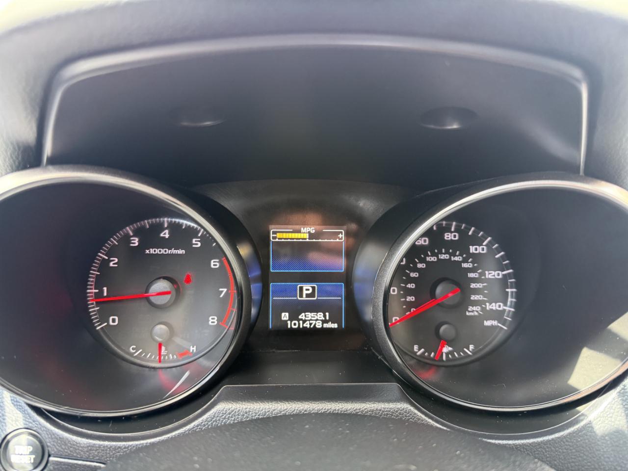 Subaru Legacy 4dr Sdn 2.5i 2015