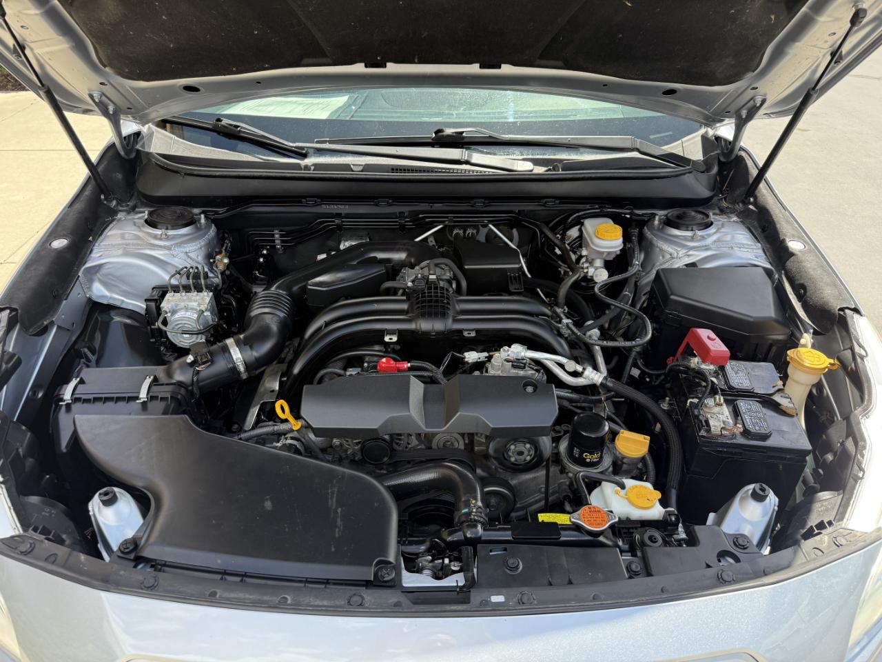 Subaru Legacy 4dr Sdn 2.5i 2015