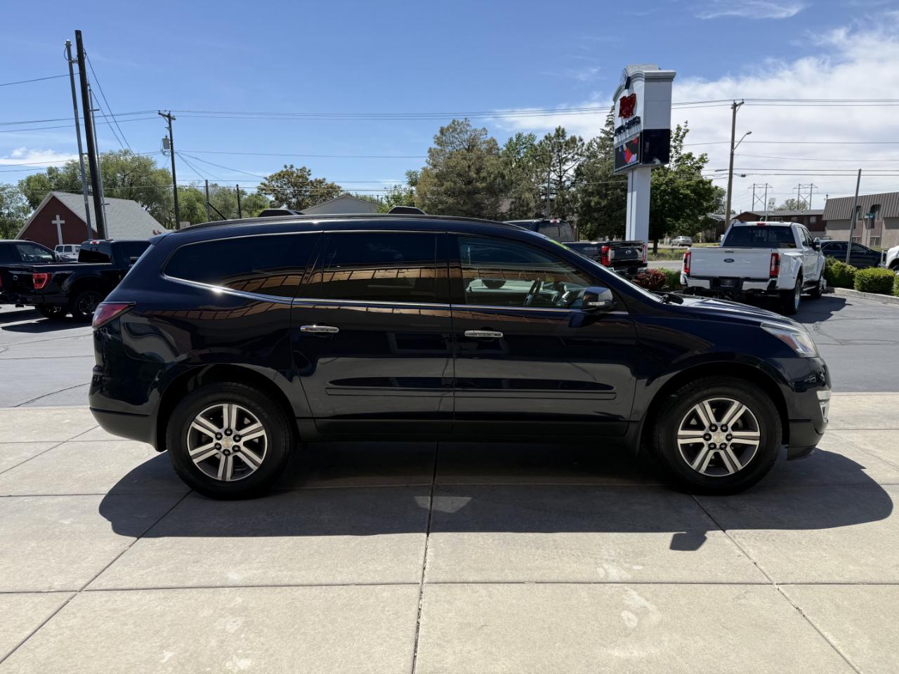 Chevrolet Traverse AWD 4dr LT w/1LT 2017