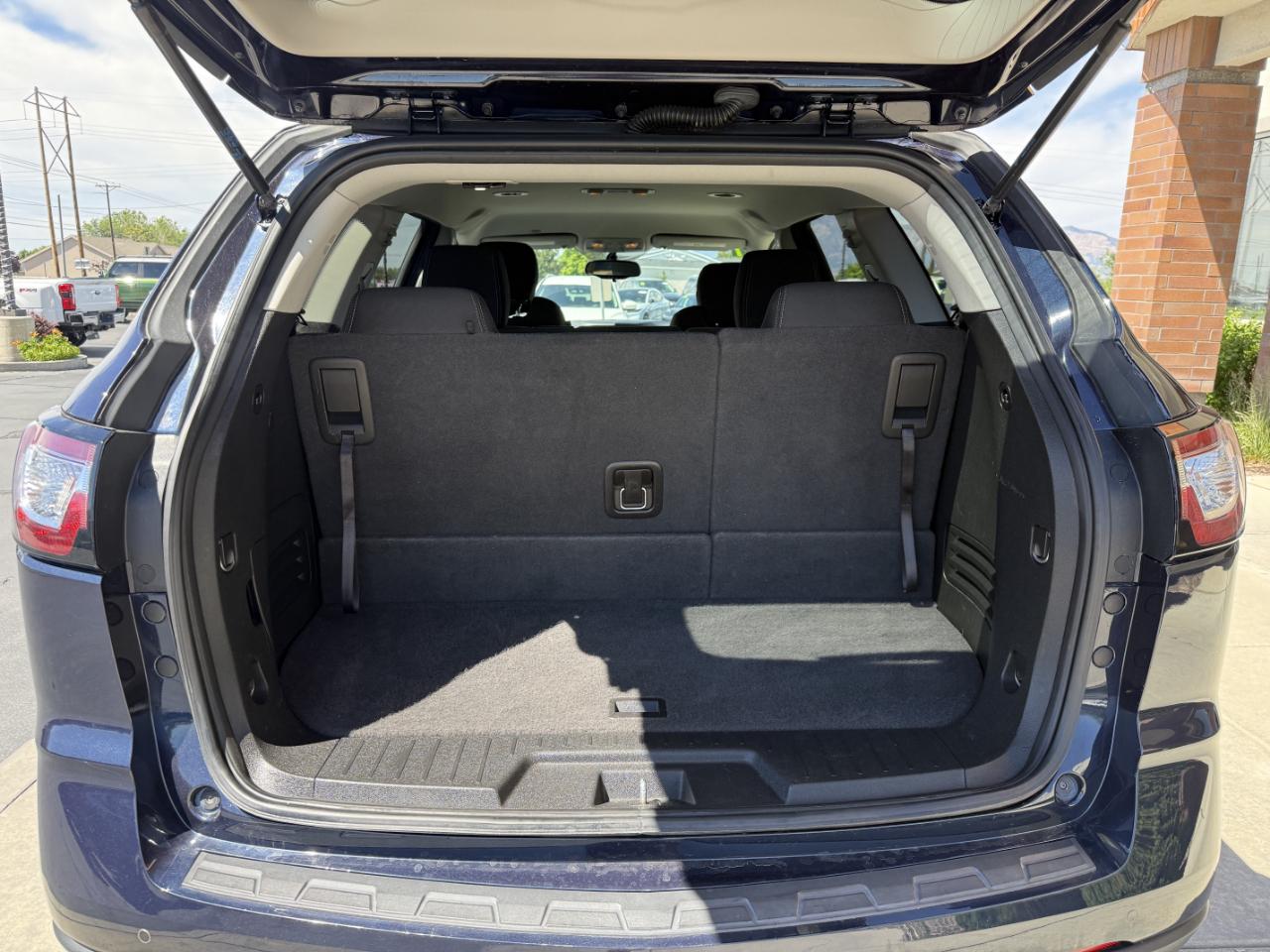 Chevrolet Traverse AWD 4dr LT w/1LT 2017