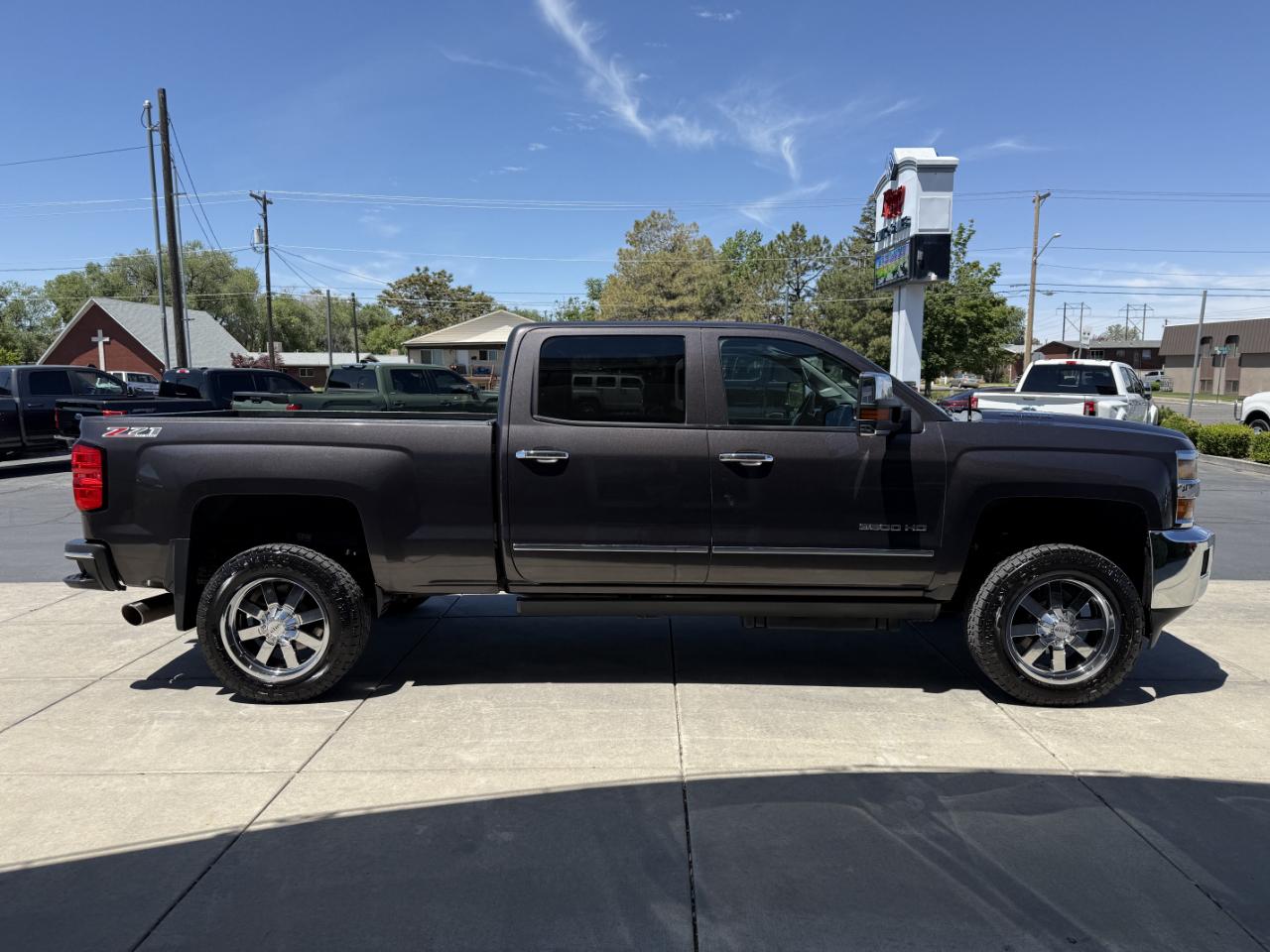 Chevrolet Silverado 3500HD Built After Aug 14 4WD Crew Cab 153.7" LTZ 2015
