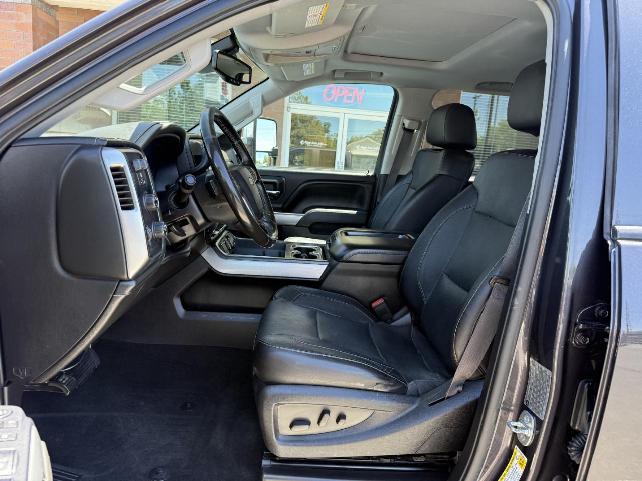 Chevrolet Silverado 3500HD Built After Aug 14 4WD Crew Cab 153.7" LTZ 2015