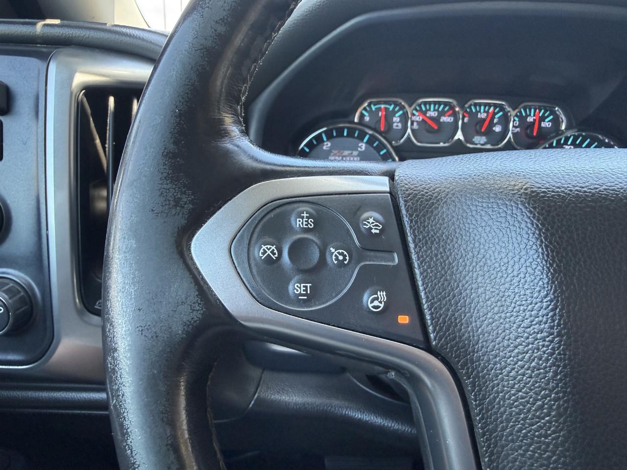 Chevrolet Silverado 3500HD Built After Aug 14 4WD Crew Cab 153.7" LTZ 2015