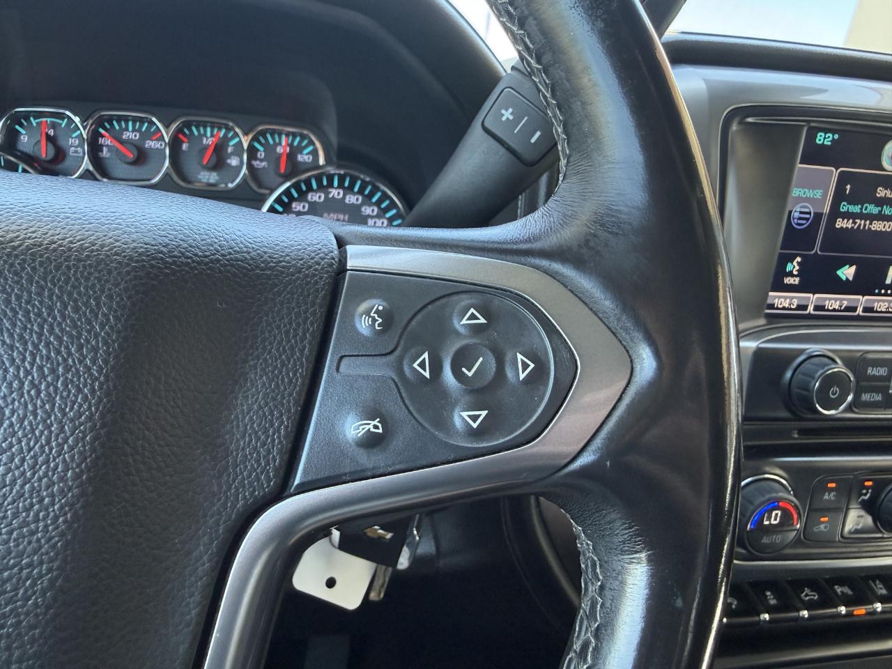 Chevrolet Silverado 3500HD Built After Aug 14 4WD Crew Cab 153.7" LTZ 2015