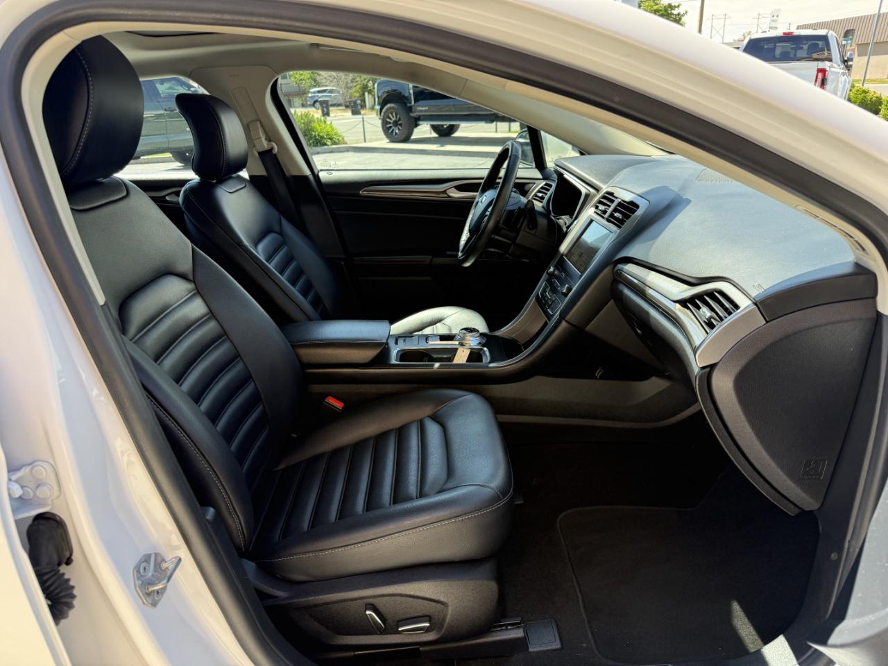 Ford Fusion SEL FWD 2019