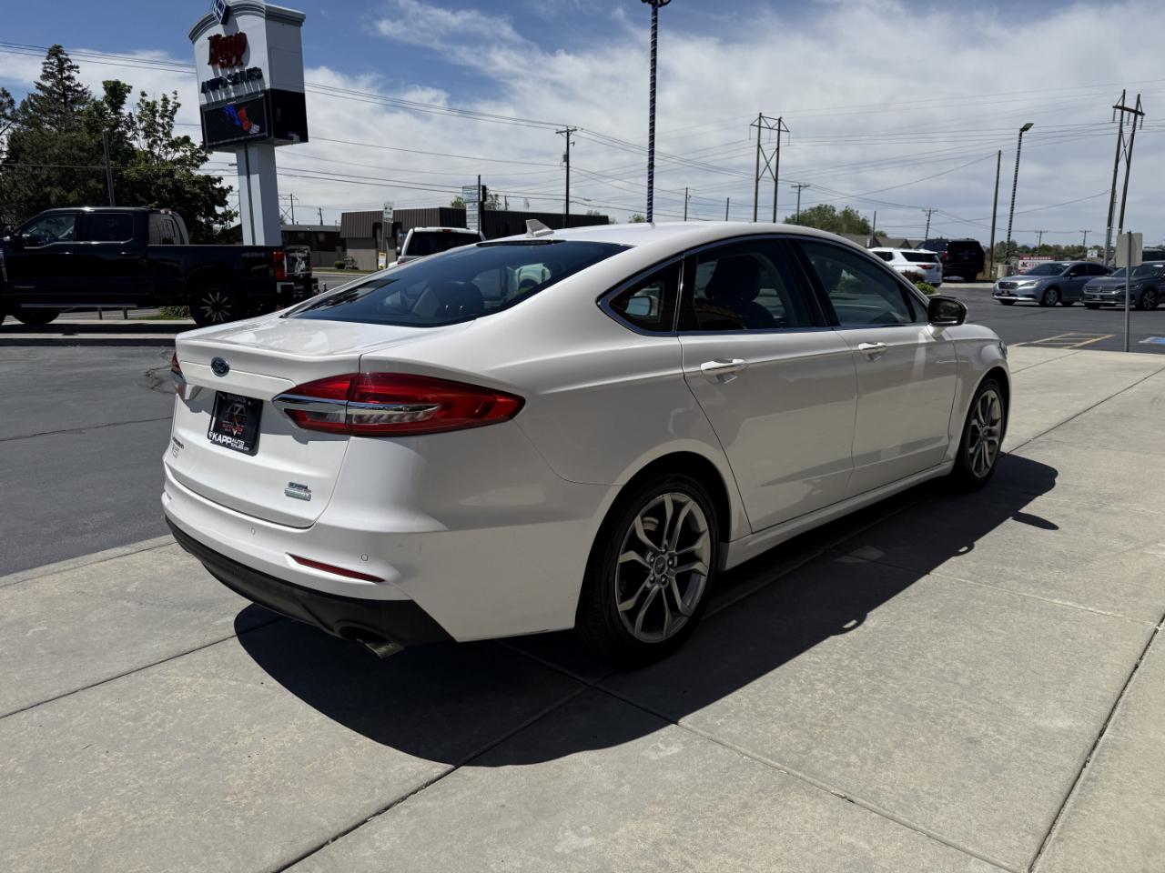 Ford Fusion SEL FWD 2019