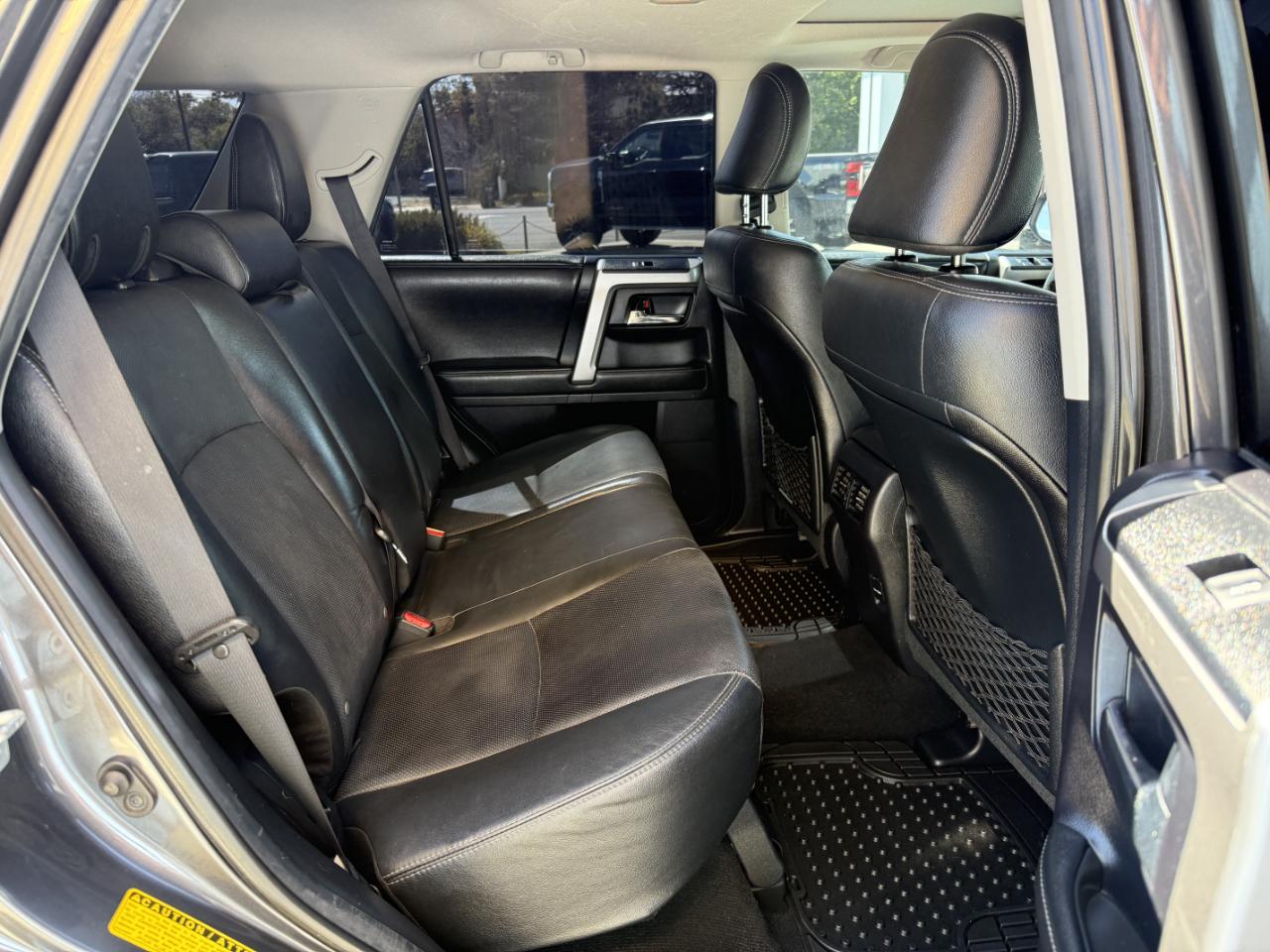 Toyota 4Runner 4WD 4dr V6 Limited (Natl) 2015