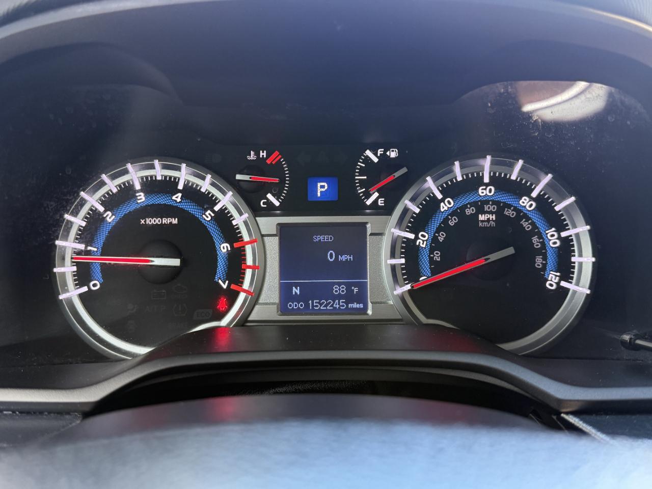 Toyota 4Runner 4WD 4dr V6 Limited (Natl) 2015