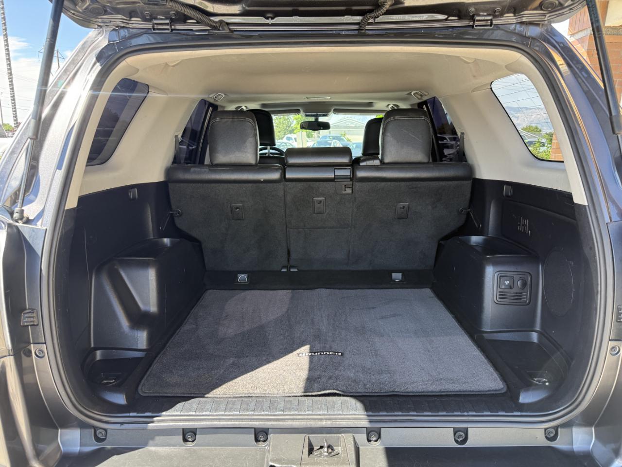 Toyota 4Runner 4WD 4dr V6 Limited (Natl) 2015