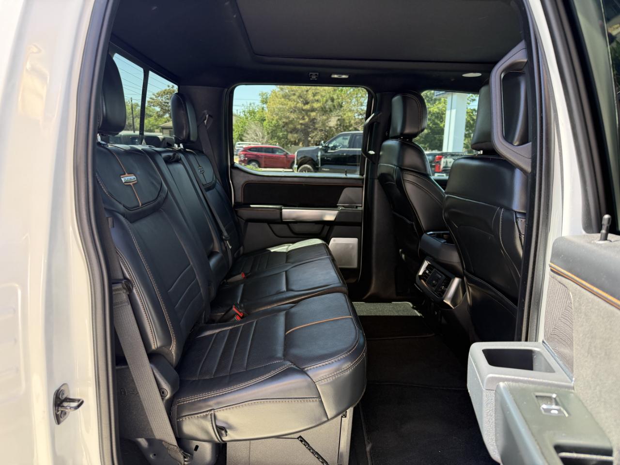 Ford Super Duty F-350 SRW Platinum 4WD Crew Cab 6.75' Box 2024