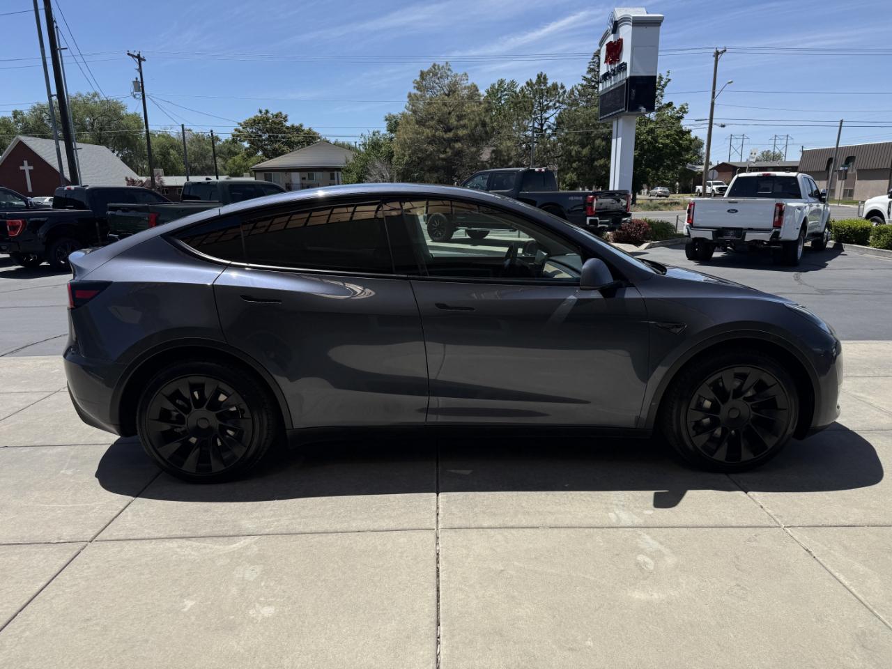 Tesla Model Y Long Range AWD 2023