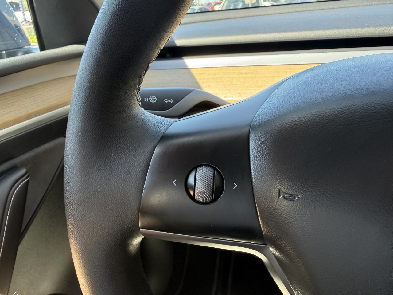 Tesla Model Y Long Range AWD 2023