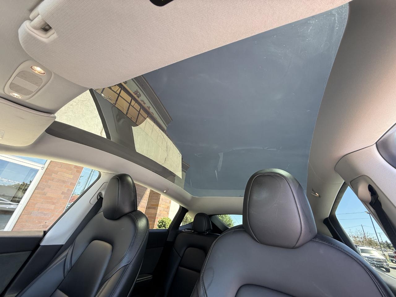 Tesla Model Y Long Range AWD 2023