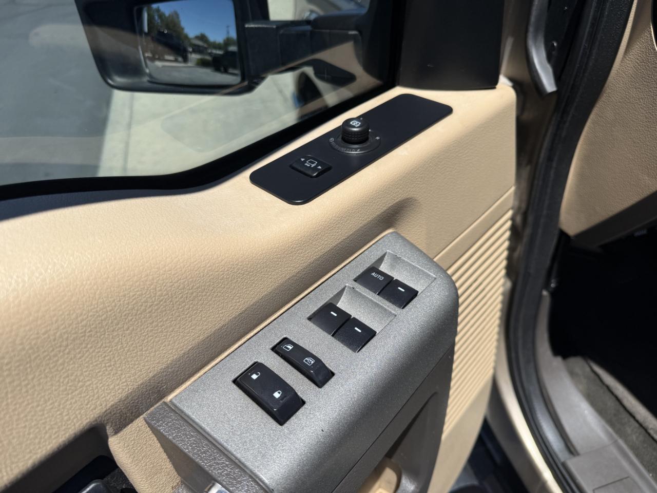 Ford Super Duty F-350 SRW 4WD Crew Cab 156" XLT 2011