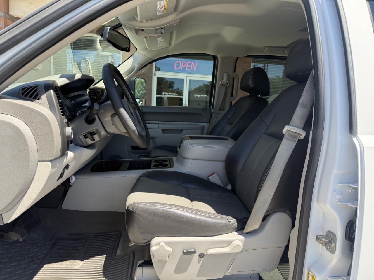 Chevrolet Silverado 2500HD 4WD Crew Cab 153.7" LT 2013