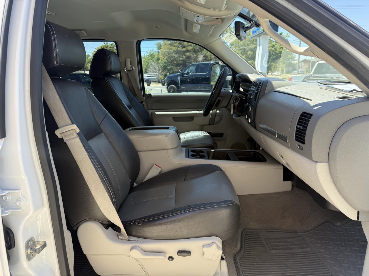 Chevrolet Silverado 2500HD 4WD Crew Cab 153.7" LT 2013
