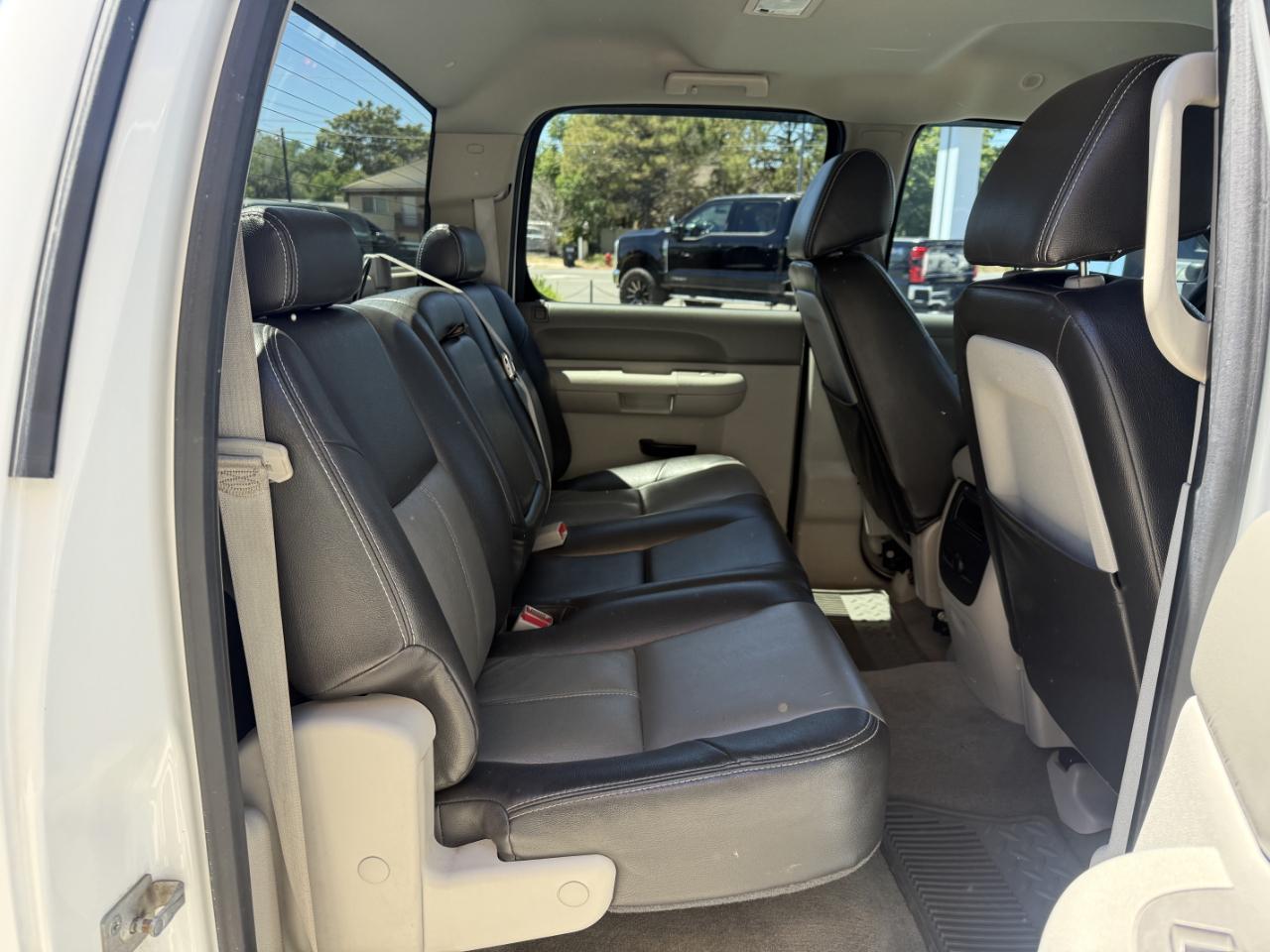 Chevrolet Silverado 2500HD 4WD Crew Cab 153.7" LT 2013