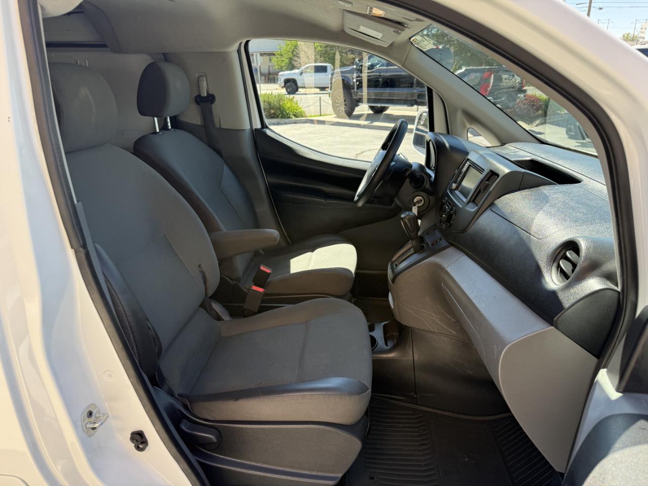 Nissan NV200 Compact Cargo I4 SV 2021