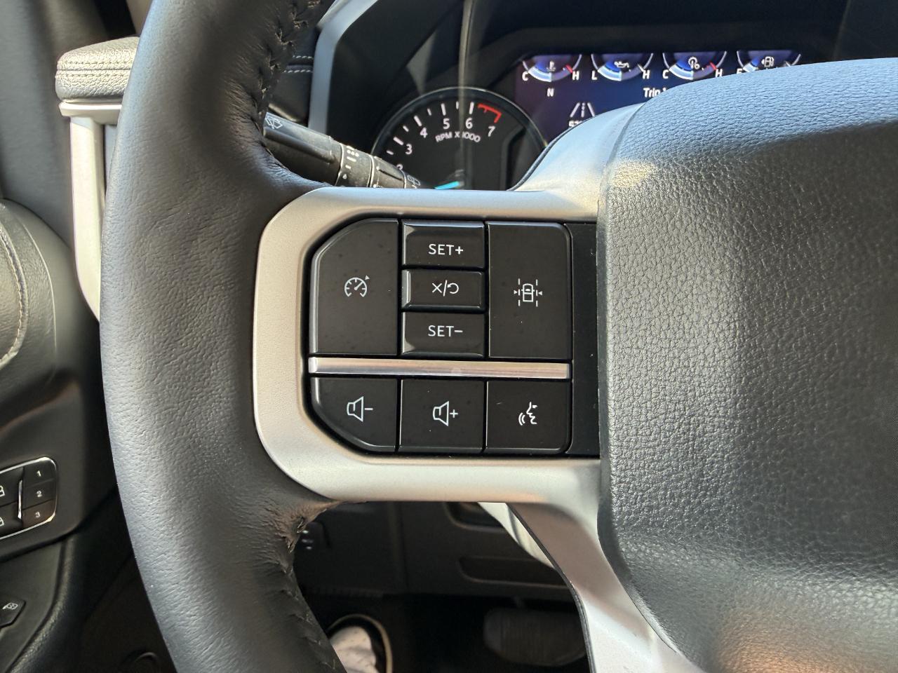 Ford Expedition XLT 4x4 2023