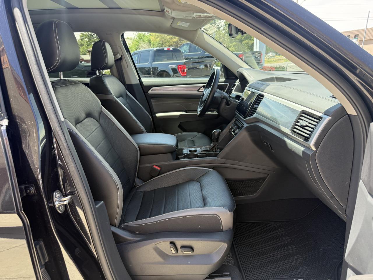 Volkswagen Atlas 3.6L V6 SEL Premium R-Line 4MOTION 2022