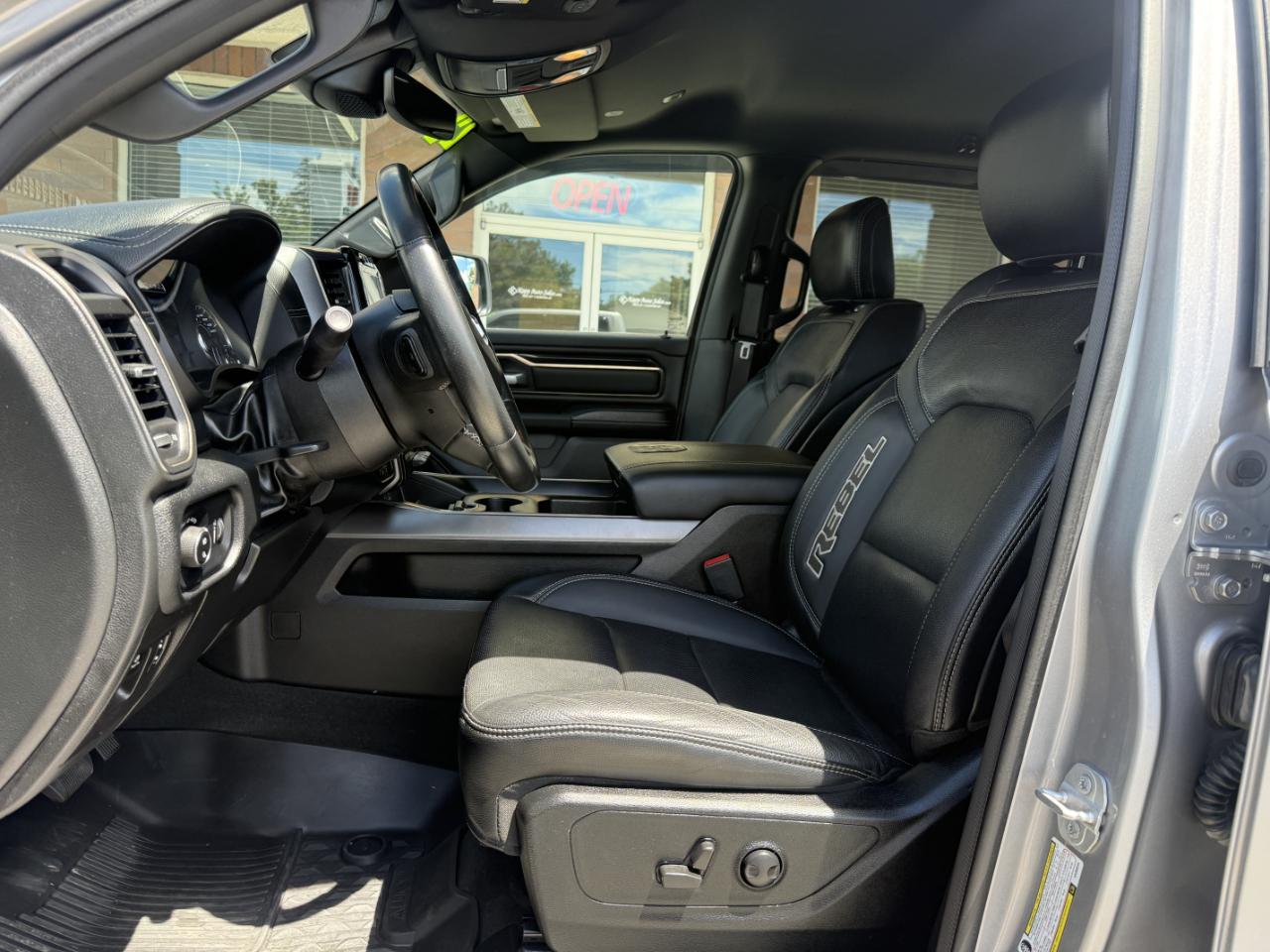 RAM 1500 Rebel 4x4 Crew Cab 5'7" Box 2022