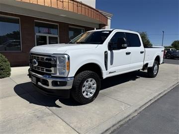2023 Ford Super Duty F-350 SRW XLT 4WD Crew Cab 8' Box
