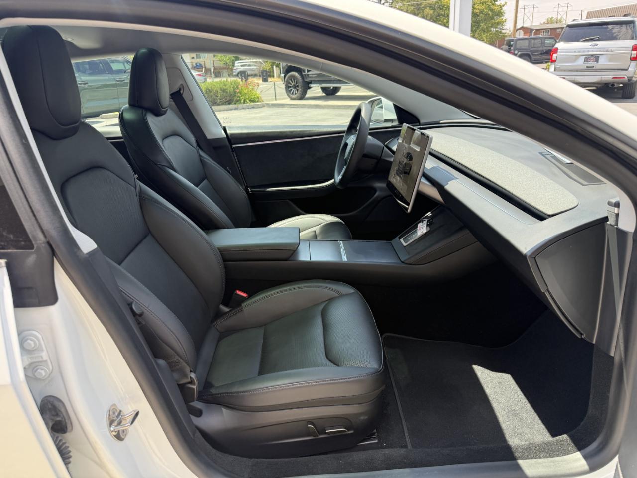 Tesla Model 3 Long Range AWD 2024
