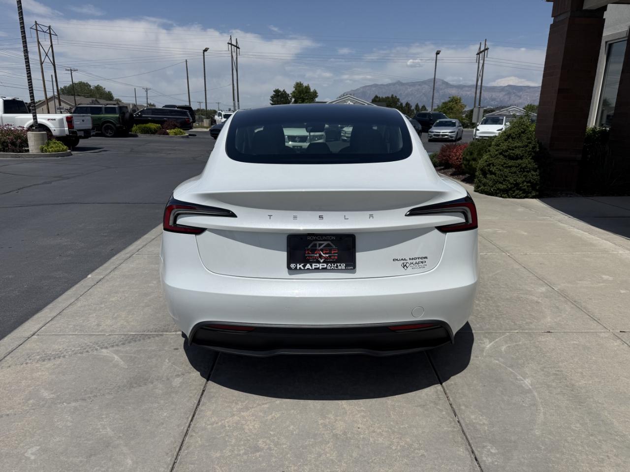 Tesla Model 3 Long Range AWD 2024