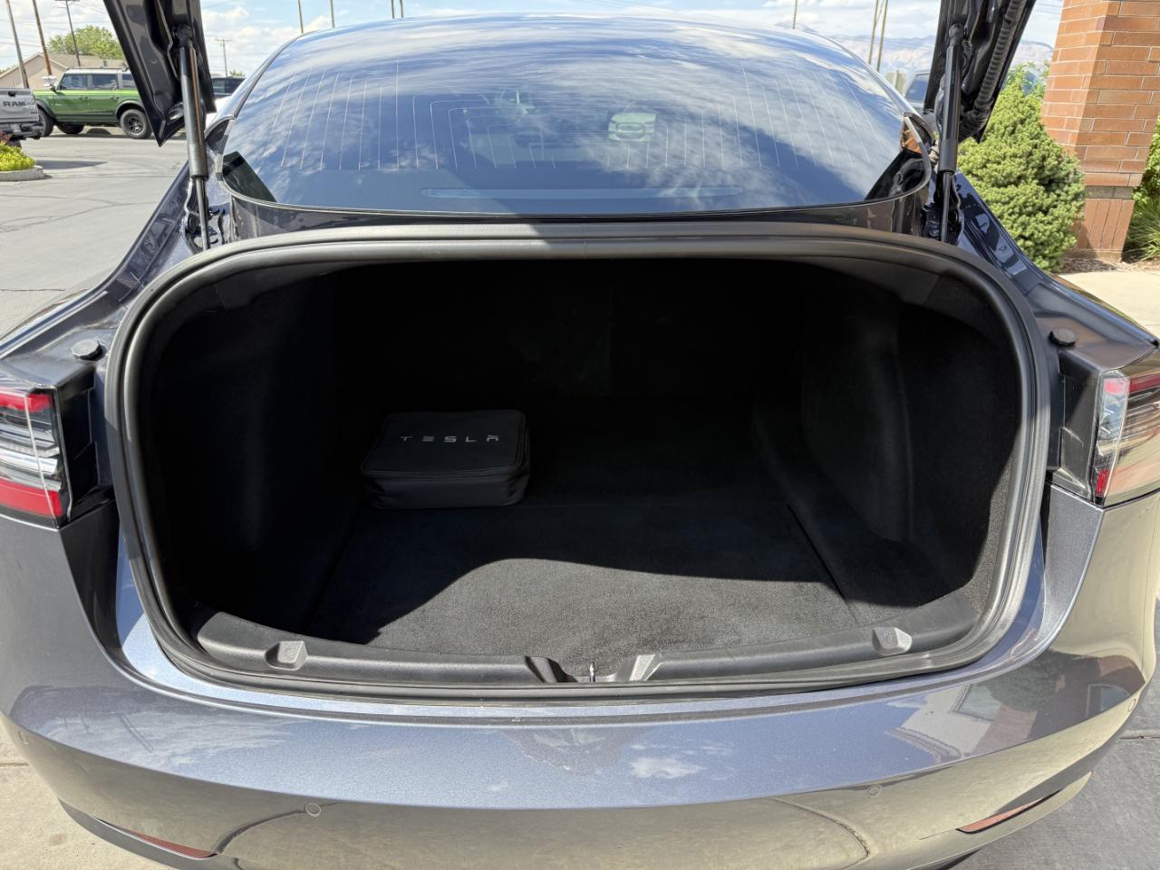 Tesla Model 3 Long Range AWD 2020