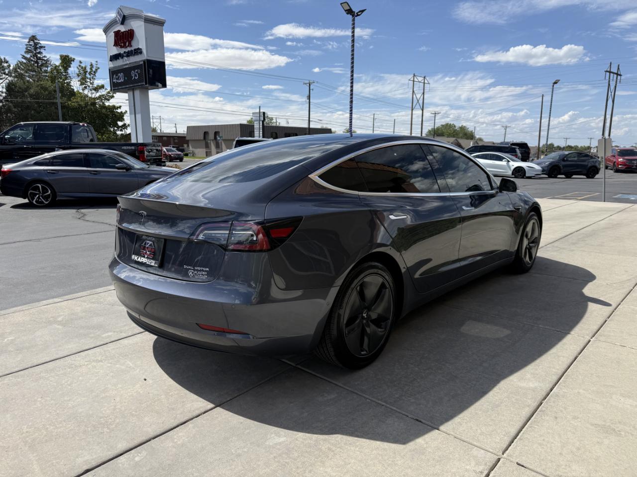 Tesla Model 3 Long Range AWD 2020