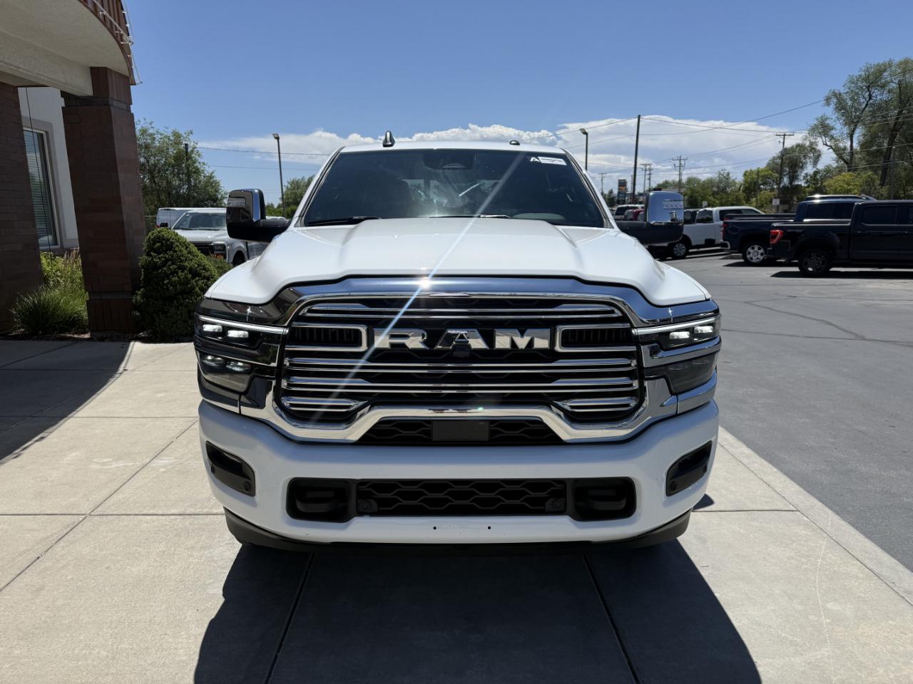 RAM 2500 Laramie 4x4 Crew Cab 6'4" Box 2026