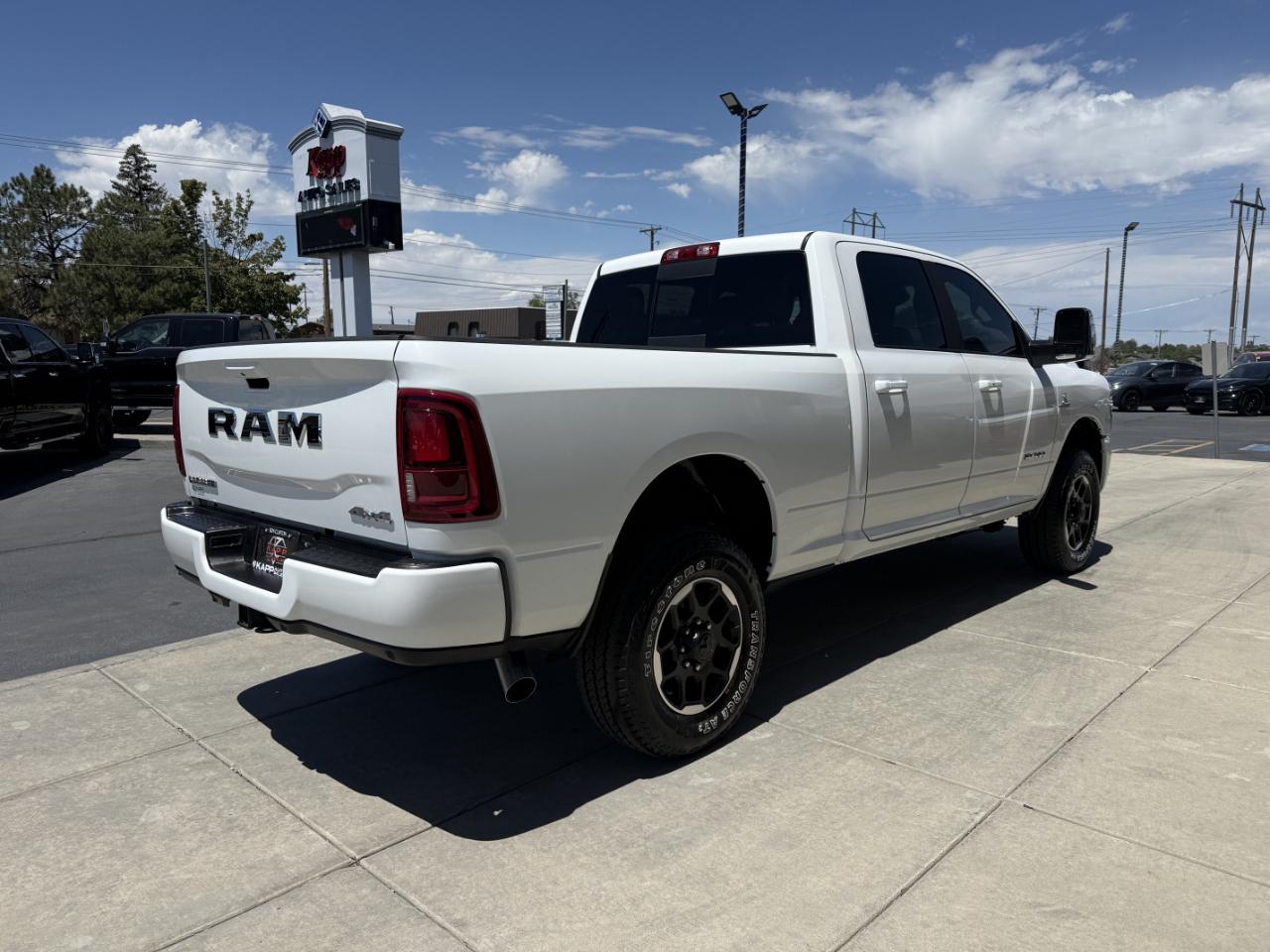 RAM 2500 Laramie 4x4 Crew Cab 6'4" Box 2026