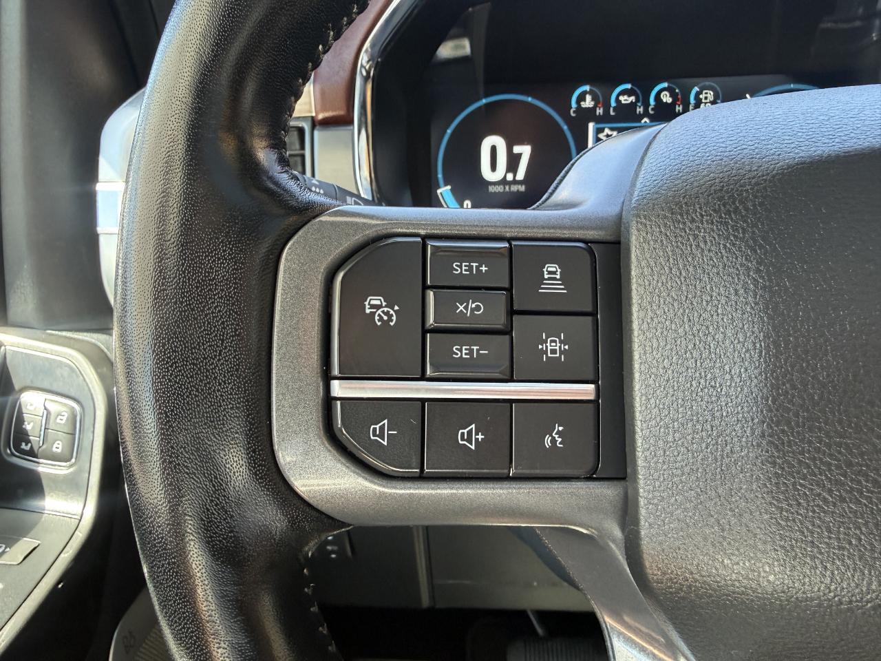 Ford F-150 Lariat 4WD SuperCrew 6.5' Box 2023