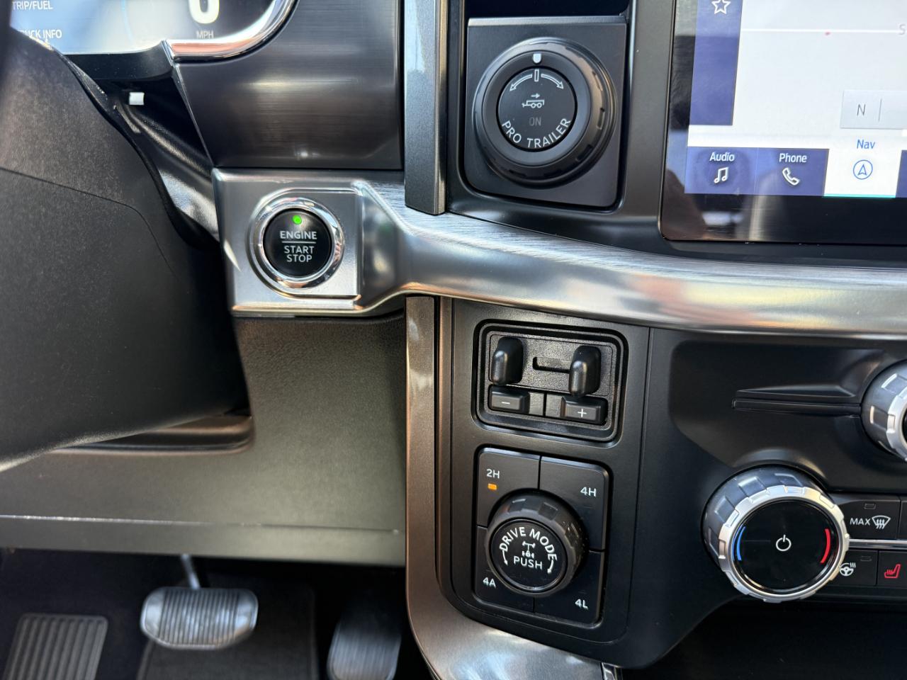 Ford F-150 Lariat 4WD SuperCrew 6.5' Box 2023