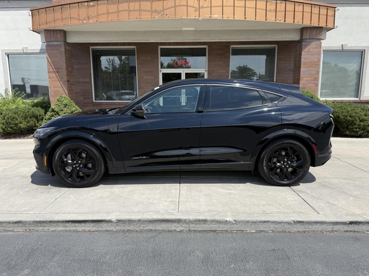 Ford Mustang Mach-E Premium AWD 2023