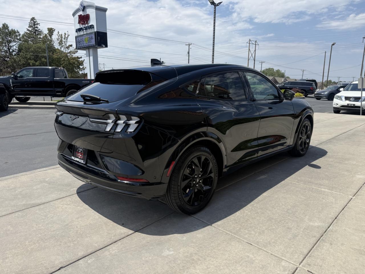 Ford Mustang Mach-E Premium AWD 2023