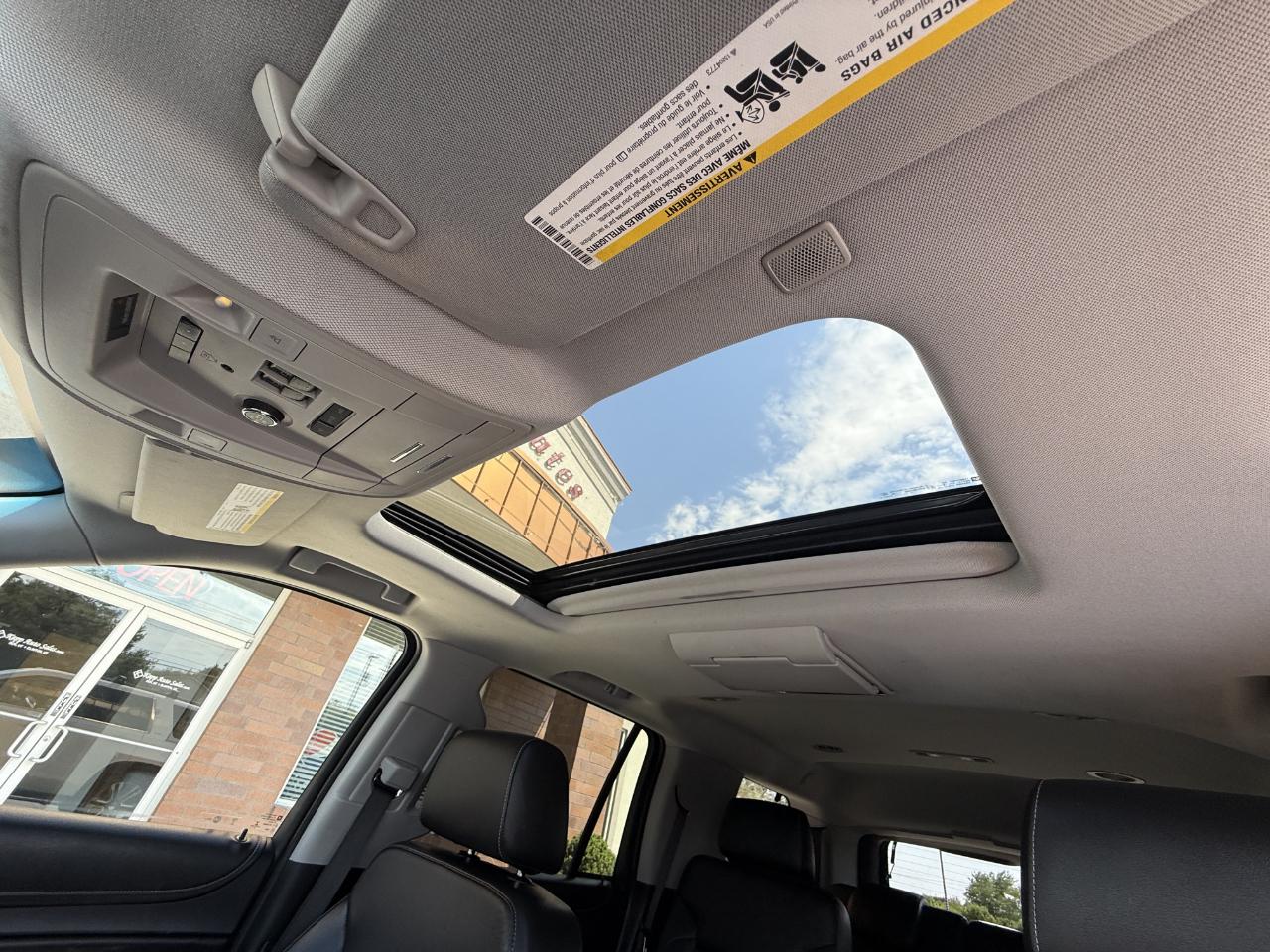 GMC Yukon 4WD 4dr SLT 2018