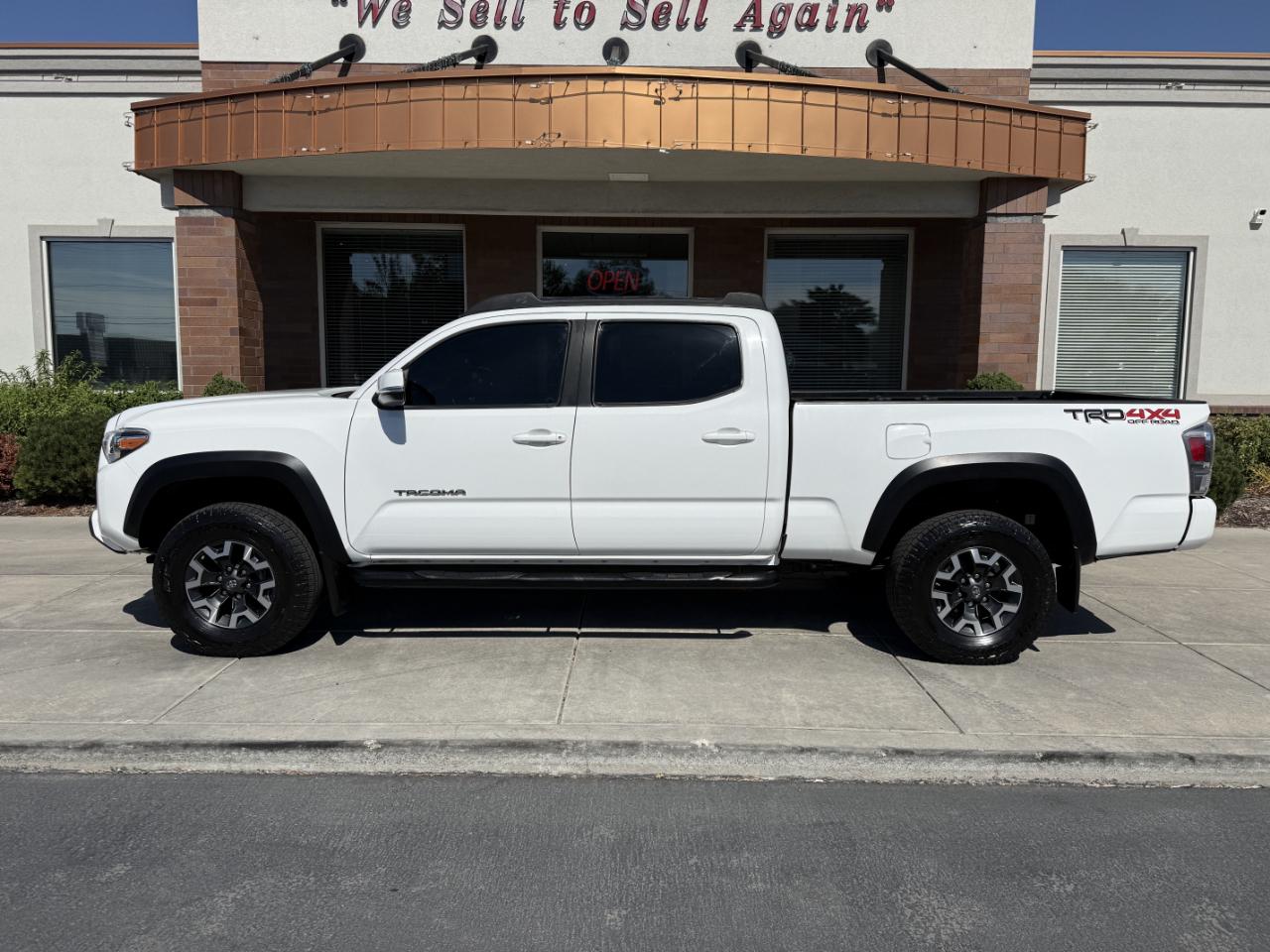 Toyota Tacoma 4WD TRD Off Road Double Cab 6' Bed V6 AT (Natl) 2020
