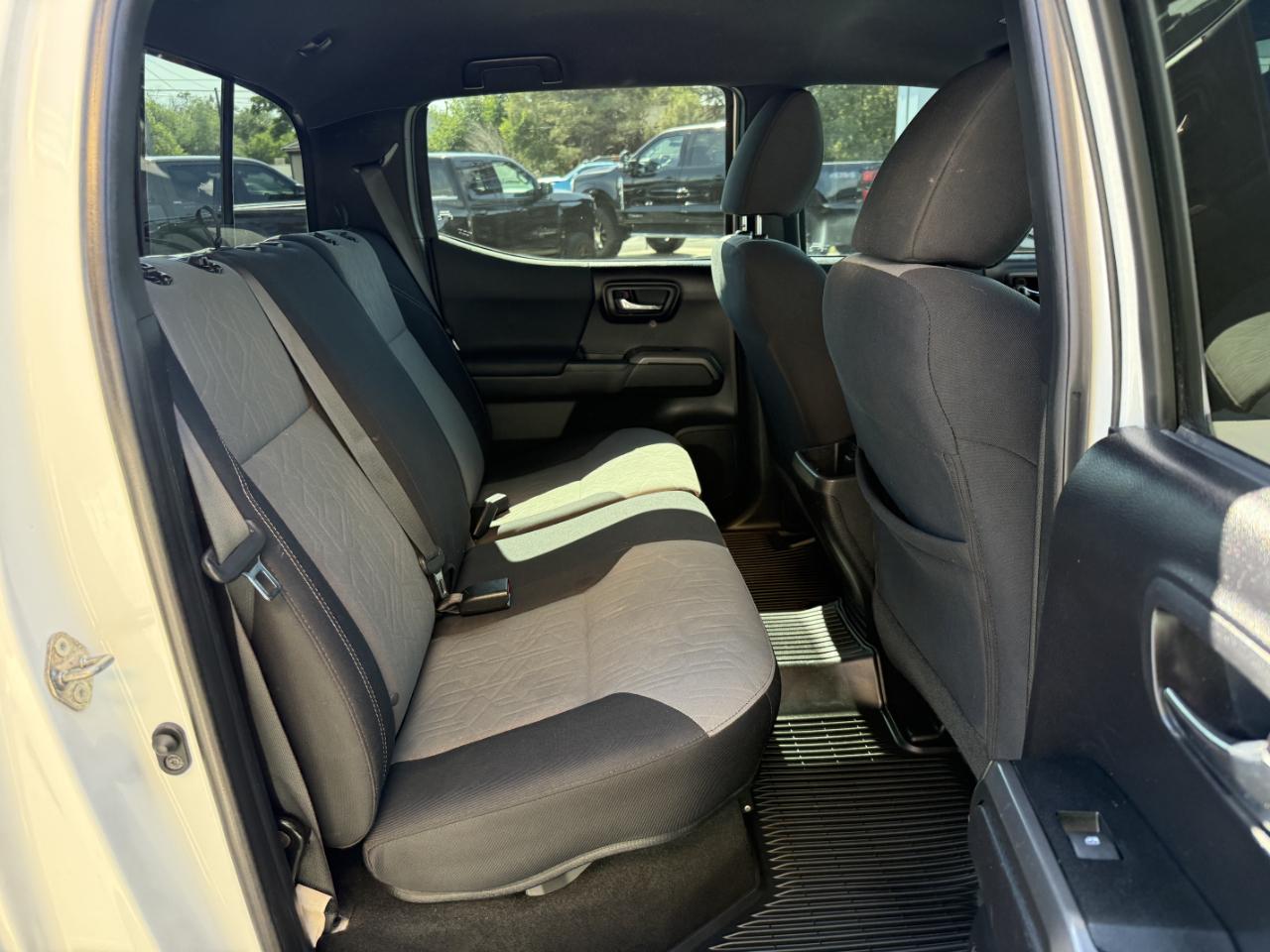 Toyota Tacoma 4WD TRD Off Road Double Cab 6' Bed V6 AT (Natl) 2020