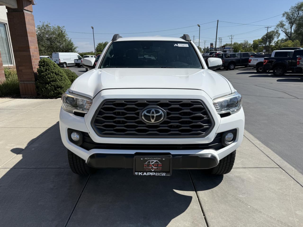 Toyota Tacoma 4WD TRD Off Road Double Cab 6' Bed V6 AT (Natl) 2020