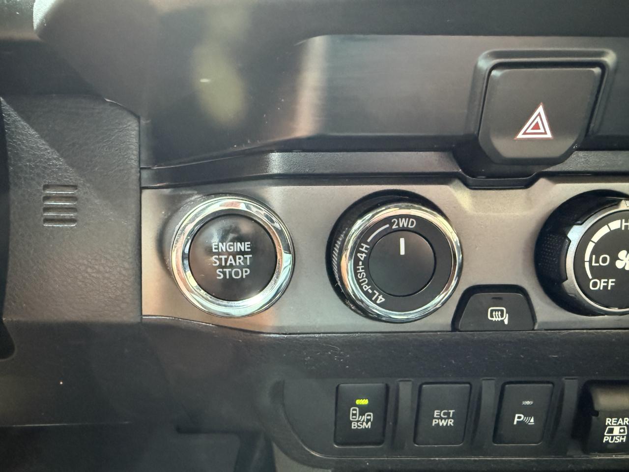 Toyota Tacoma 4WD TRD Off Road Double Cab 6' Bed V6 AT (Natl) 2020