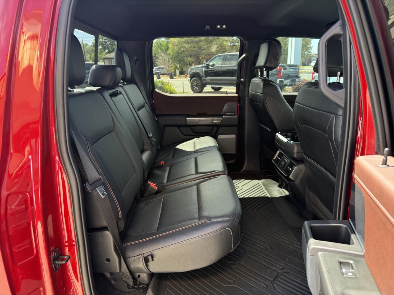 Ford F-150 Lariat 4WD SuperCrew 6.5' Box 2023
