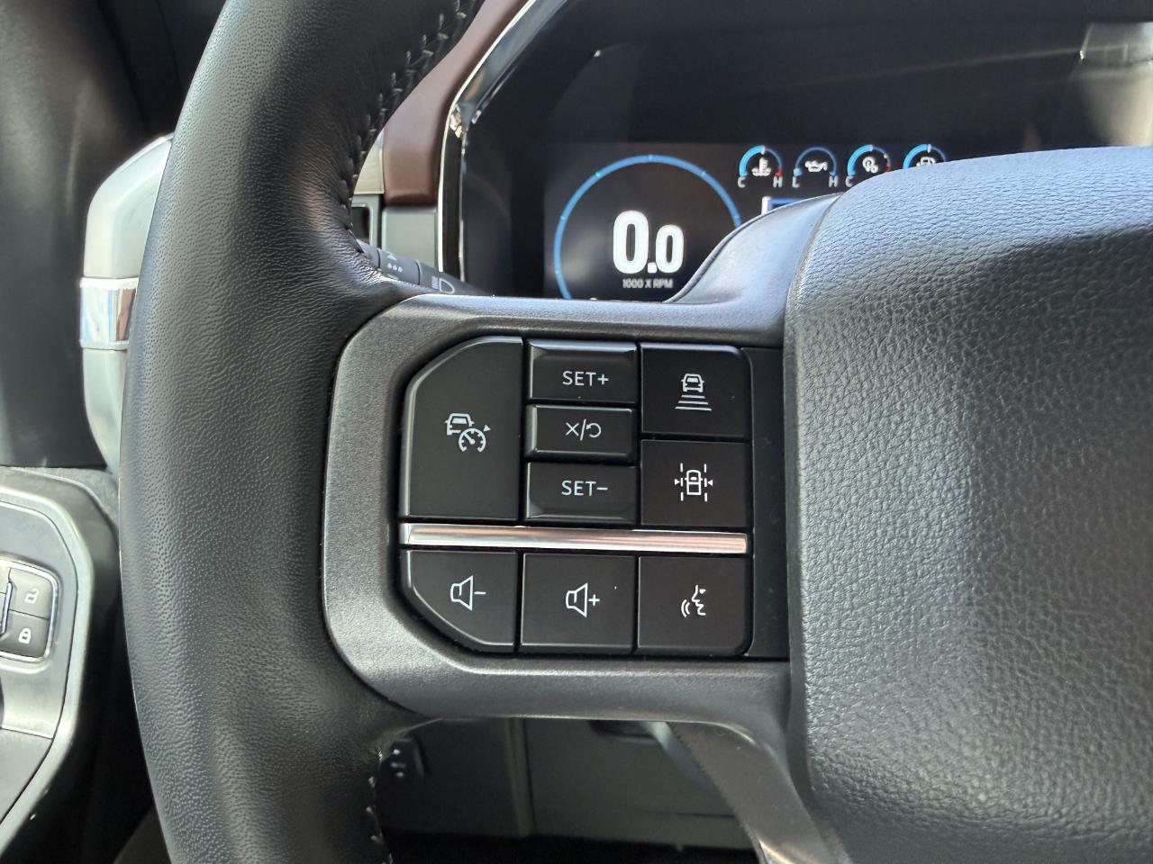 Ford F-150 Lariat 4WD SuperCrew 6.5' Box 2023