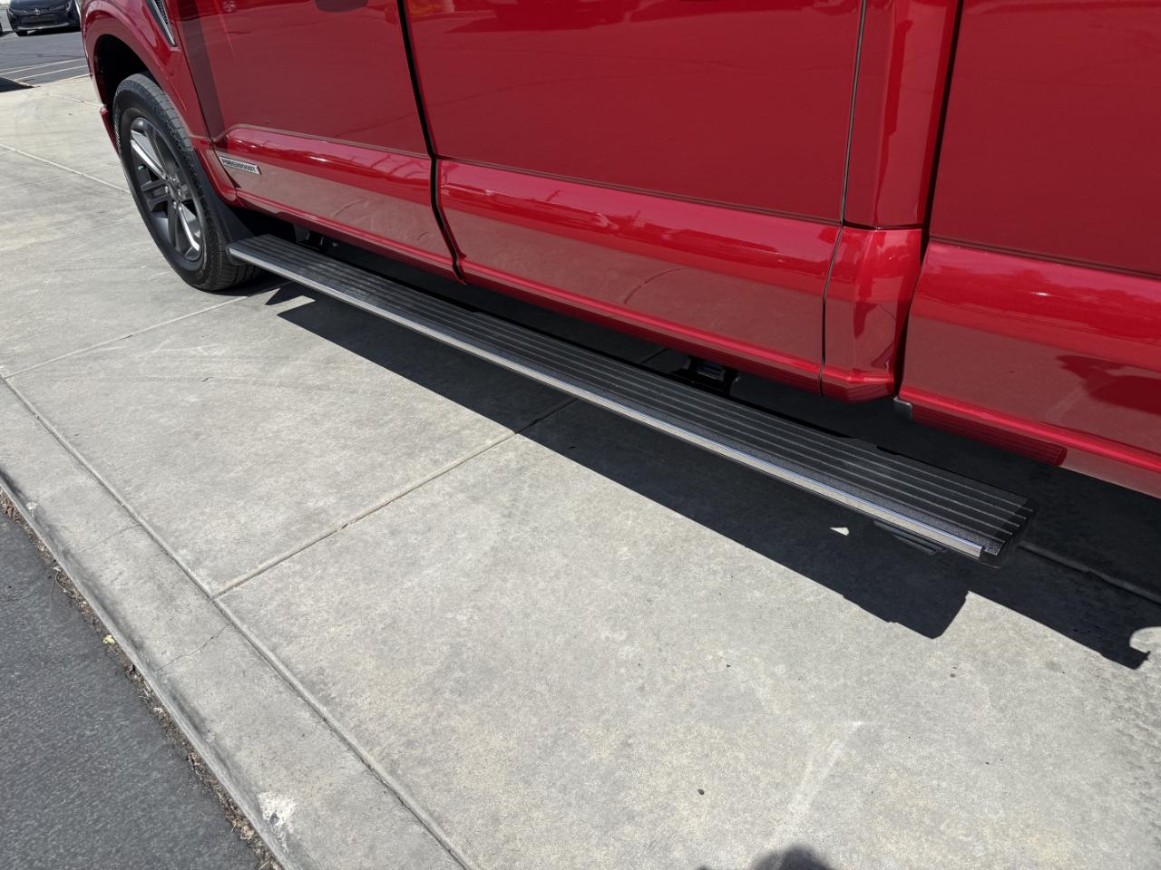 Ford F-150 Lariat 4WD SuperCrew 6.5' Box 2023