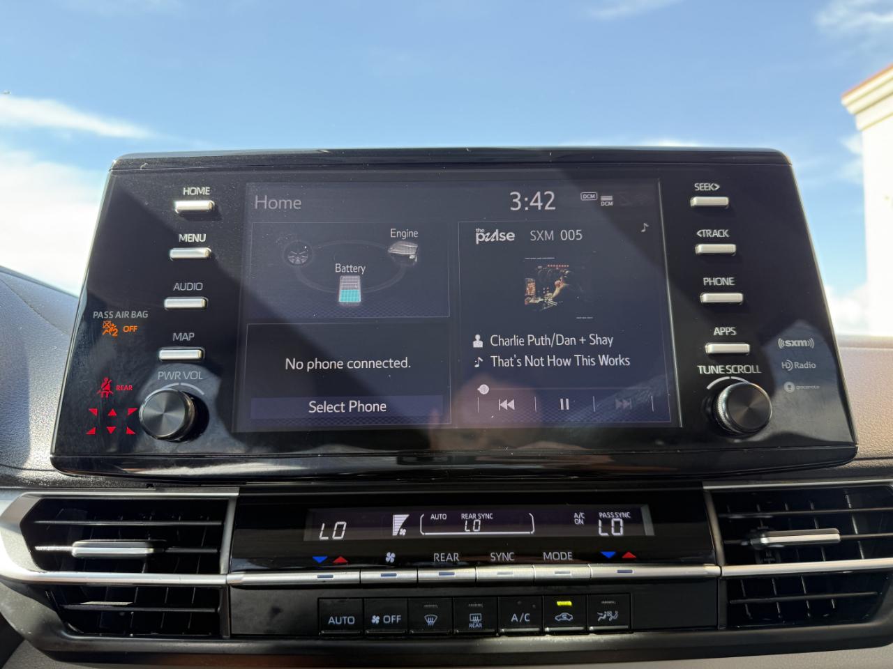 Toyota Sienna LE FWD 8-Passenger (Natl) 2022