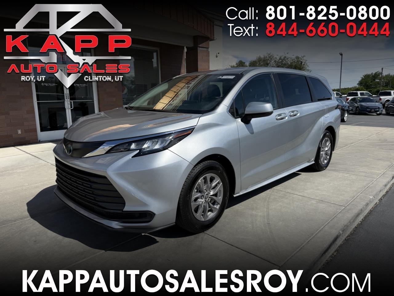 Toyota Sienna LE FWD 8-Passenger (Natl) 2022
